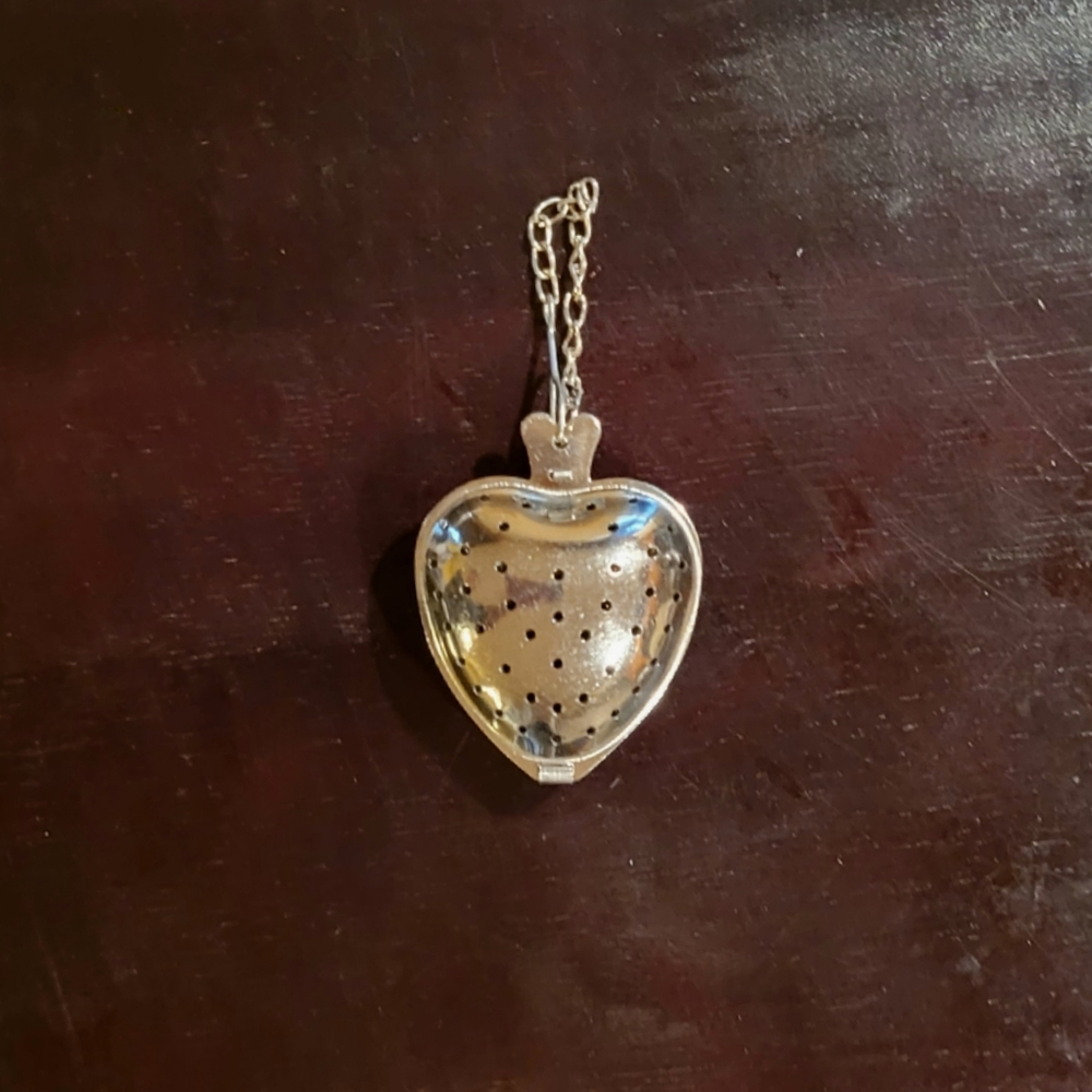 Heart shaped tea infuser
